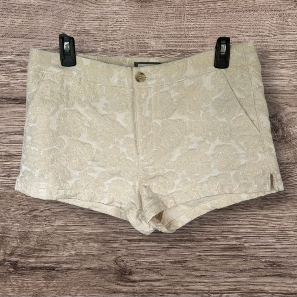 Abercrombie & Fitch Gold Tone Metallic Thread Floral Pattern Shorts Size… - Picture 2 of 9